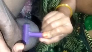 Priya Bhabhi Fingered Hard in Mustard Field - Indian Aunty Lesbian Foot Fetish