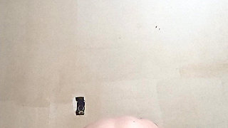 Twerking N Squirting Slut