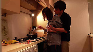 3 Day Trip with the Married Ex-girlfriend - Honda Hitomi