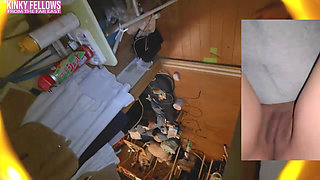 Fragile Heiress Heat as the Natural Rich Beauty Offers Warm Mouth Support Inside a Risky Temporary Booth