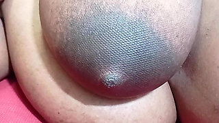 Bigboobs Indian Aunty Sexy Tits and Bigass Show