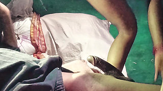 Fuck Indian village Bhabhi for 10 minutes, now you will have full fun.