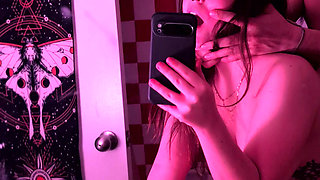 Teen Mirror Fuck Selfie