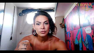 Wearing Only Leggings, Veronna Masturbates in Chat Room Ii