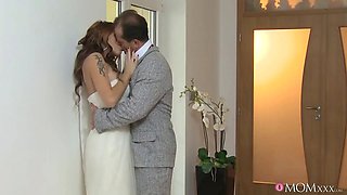 Mom.xxx - bride needs her ex-boyfriend's schlong before wedding