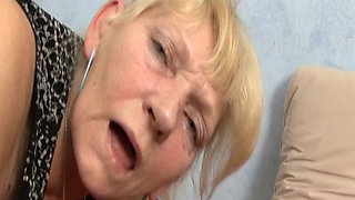 Hairy German granny gets a facial after hard fuck