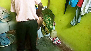 Indian Saree salesman having some good sex with customer