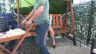 Public Dresscode - a Bondage Story