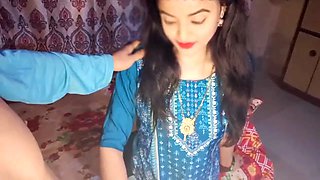 Desi Step Sis just wanted mobile phone step brother is coming nude sowing step sister is hungry fuck my pussy,desi villa