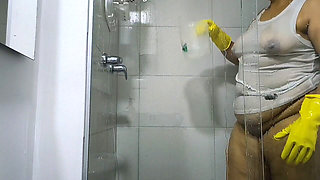 This Maid Really Turns Me on, with Her Big, Delicious Ass