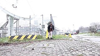 Crazy outdoor pissing session with a flexible girlfriend Mini Mitzi X
