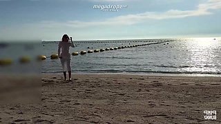 A Stranger On A Public Beach Gets Invited To Her Hotel - Big penis