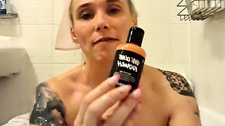 Amateur Big Boobs jerks Big Dick