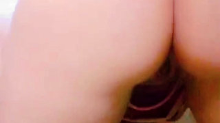 Ranou f doctor's office plays with her ass and masturbates her