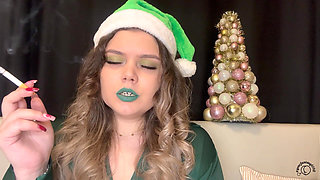 Seductive Elf Smoking Green Lipstick Cig Puffs
