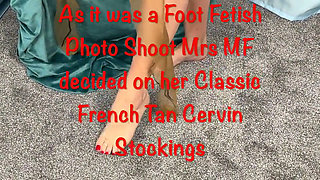 Mrs Mature Feet Agrees to Do a Photoshoot Part 1. 540