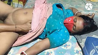 Desi Indian Bhabhi Hot Village Sex With Hindi Audio - Anal, Blowjob & Homemade Action