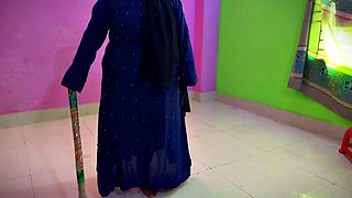 Fucking my Stepmom When she sweeping my room Without pant only wearing a hijab  Abaya  she try to seduce me to sex with her