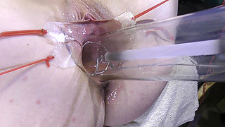 Far Spread Pussy Close up Fucking with Lamp 1000watt