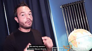 Julia and Berlin's deutsche action