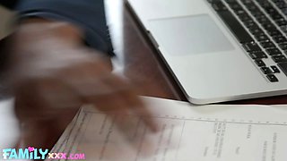 Alexis and step daddy figure it out