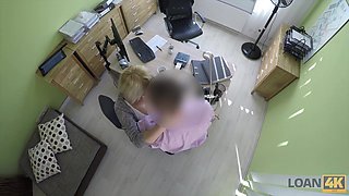 Jaw-dropping Teenie Strips And Stretches Little Gams For Money