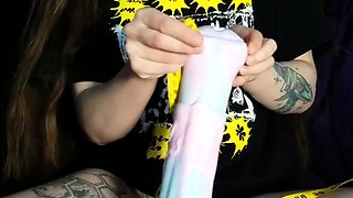 Cute amateur teen girl toying her pussy in bed on cam