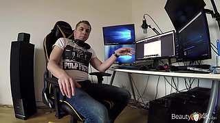 I Show How to Make the Girl Want Sex Over Again