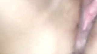 WildEnglishBBW rubbing my clit spreading my pink pussy