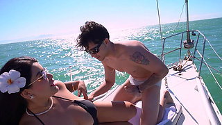 Busty MILF Enjoys a Good Fuck in Rio De Janeiro with a Dick Guy