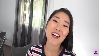Chinese Japanese Smiley Faced Beauty Fucks A Fan