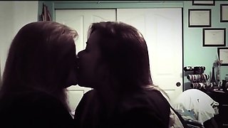 Asian Amateur Lesbians Kissing