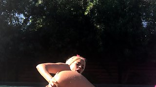 home made amateur blonde Masturbating