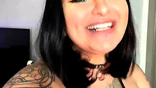 Leann amateur beautiful brunette with big boobs