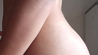 Hot girl masturbating