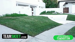 Hot ebony black real estate agent with Big Tits Kinsley Karter makes some additional cash with her pussy