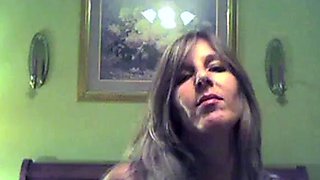 Hot Cougar MILF on Webcam