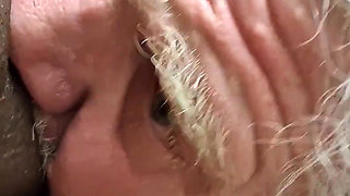 10 Minutes of Face Brings 8 Minutes of Cum