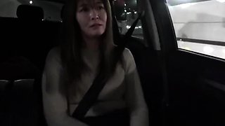 Cute amateur brunette naughty in solo jerking show on camera