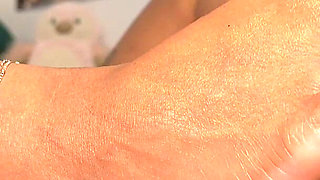 Fuck Machine Footjob