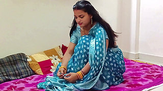 Hot Desi Bhabhi Ko Sexy Baateke Kar Ke Sex