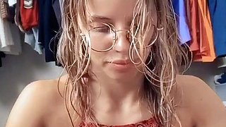 Cute teen anne solo anal masturbation