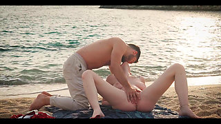 We Found a Secret Beach for Outdoor Sex - Real Amateur Couple