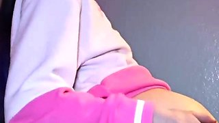 Cute amateur webcam teen girl toying pussy on webcam
