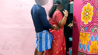 Desi Aunty Screams in Hurt While Having Anal Sex.