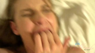 Ela Darling: Soaks up Vegas and a Load After Multiple Orgasms