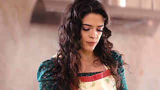 Curvy Brunette Babe Sucks Cock in HD Kitchen Porn