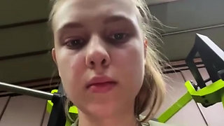 Extreme Squirting in the public gym with jucielussie