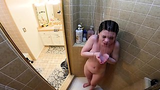 LolaValentine Takes a Cock Into Her Asshole