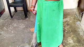 Indian Desi maid fuking